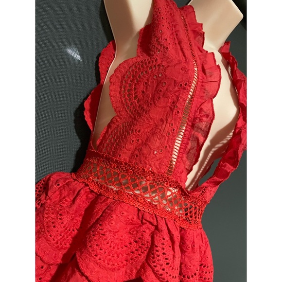 Red crochet lace plunge Swing Dress NWT - Picture 4 of 7